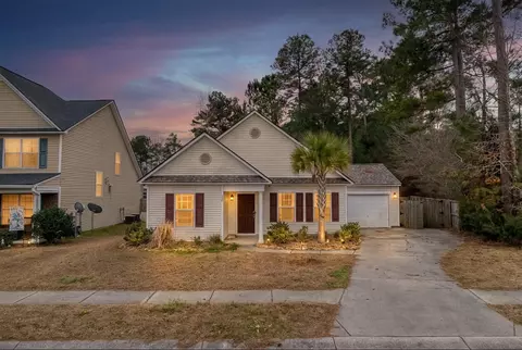 119 Patriot Ln, Summerville, SC 29486