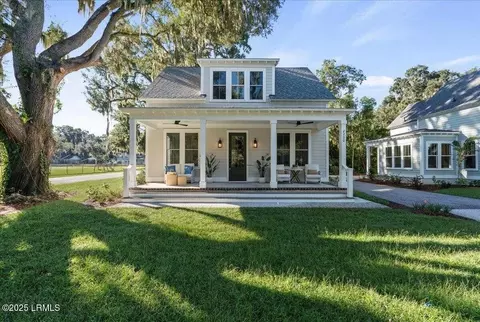 2200 National St, Beaufort, SC 29902