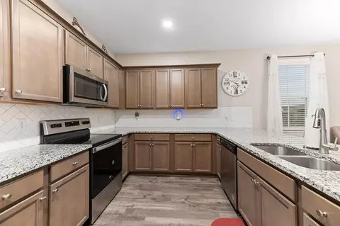 Kitchen - 677 Black Pine Rd, Moncks Corner, SC 29461 photo 4 of 5