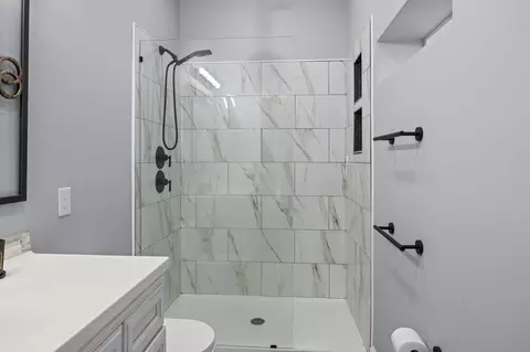 Bath - 501 Wall St, Moncks Corner, SC 29461 photo 5 of 6