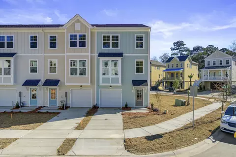 421 Caledon Ct, Johns Island, SC 29455