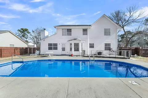 844 N Aylesbury Rd, Goose Creek, SC 29445