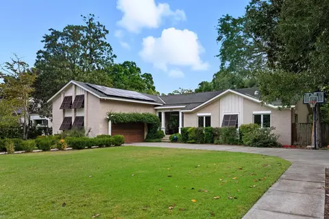 1031 Lakeview Dr, Mount Pleasant, SC 29464