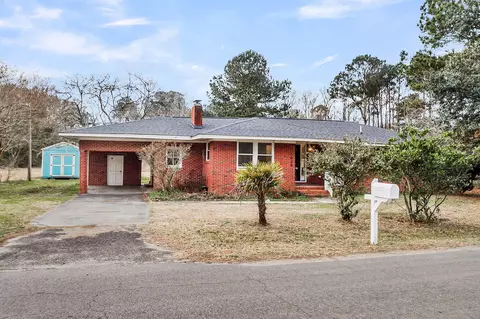 1025 Manigault Dr, Moncks Corner, SC 29461
