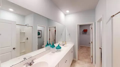 Bath - 604 Winter Wren Way, Moncks Corner, SC 29461 photo 1 of 2