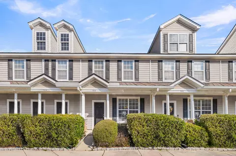 704 Hemingway Cir, Summerville, SC 29483