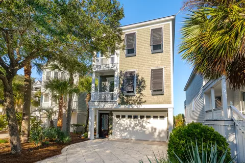 25 Ocean Point Dr, Isle Of Palms, SC 29451