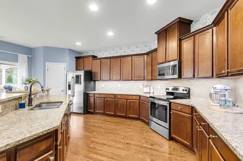 Kitchen - 405 Bear Tree Ct, Moncks Corner, SC 29461 photo 2 of 4
