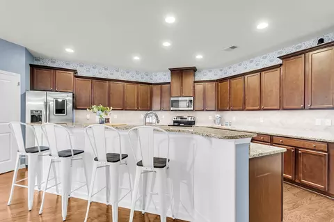 Kitchen - 405 Bear Tree Ct, Moncks Corner, SC 29461 photo 3 of 4