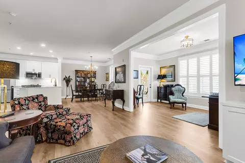 2244 Ashley Crossing Dr #115, Charleston, SC 29414