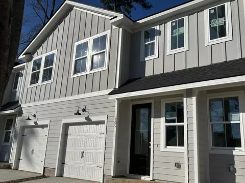 105 Berry Shoals Dr, Summerville, SC 29485