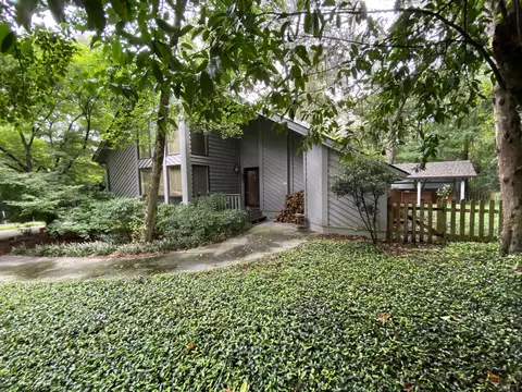 523 W Carolina Ave, Summerville, SC 29483