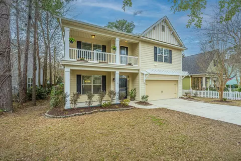 218 Comiskey Park Cir, Summerville, SC 29485