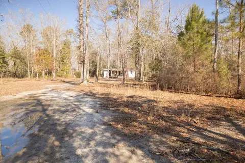 825 Glen St, Walterboro, SC 29488