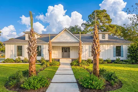 980 Cottingham Dr, Mount Pleasant, SC 29464