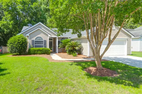 169 Historic Dr, Mount Pleasant, SC 29464