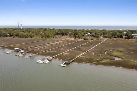 218 E Huron Ave, Folly Beach, SC 29439