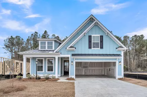 812 Abbey Gardens Ln, Moncks Corner, SC 29461