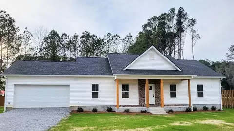 81 Clara Ct, Walterboro, SC 29488