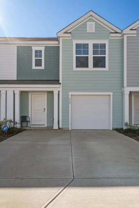 134 Orchid Bloom Cir, Moncks Corner, SC 29461