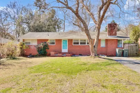 5809 Stewart St, Hanahan, SC 29410