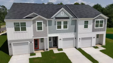 403 Colchester Ct, Moncks Corner, SC 29461