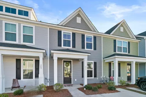 511 Green Fern Dr, Summerville, SC 29483