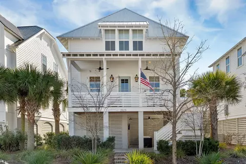 2523 Helmsman Rd, Johns Island, SC 29455