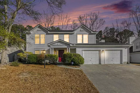 104 N Pembroke Dr, Goose Creek, SC 29445