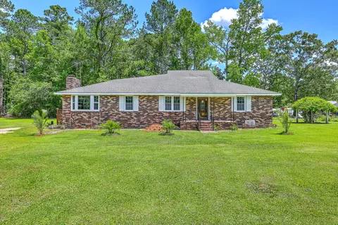 1186 French Santee Rd, Jamestown, SC 29453