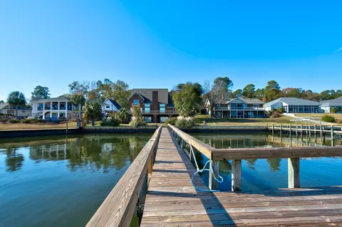 443 Santee Dr, Santee, SC 29142