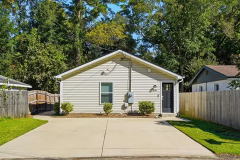 1438 Agatha St, Charleston, SC 29407