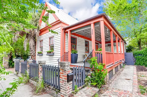 266 Ashley Ave, Charleston, SC 29403