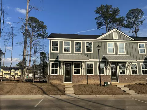 473 Martins Creek Blvd, Summerville, SC 29485