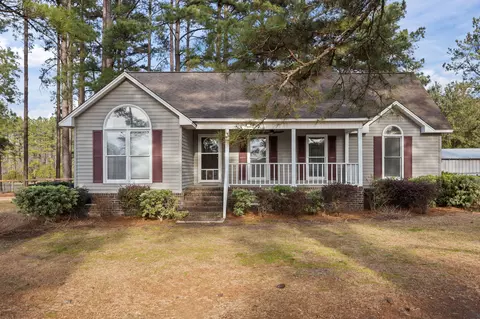 477 Grooms Rd, Cross, SC 29436