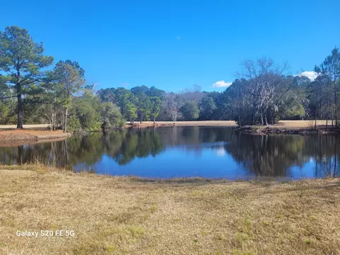 1792 Breezy Bay Way, Mcclellanville, SC 29458