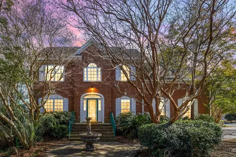 718 High Battery Cir, Mount Pleasant, SC 29464