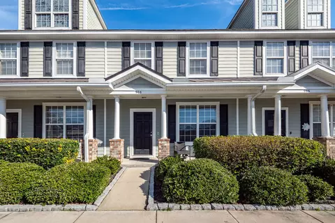 905 Hemingway Cir, Summerville, SC 29483
