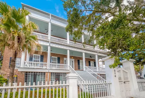 214 Calhoun St #7, Charleston, SC 29401