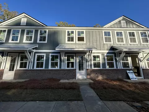 453 Martins Creek Blvd, Summerville, SC 29485