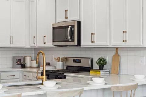 Kitchen - 739 Alma Square Dr, Moncks Corner, SC 29461 photo 5 of 8