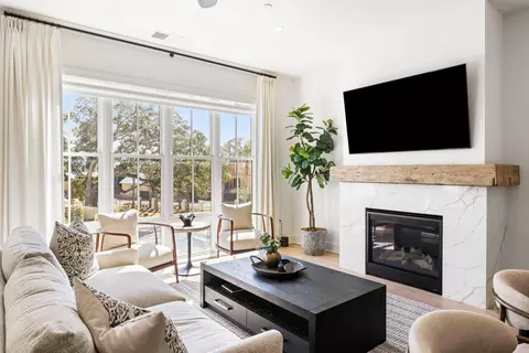 508 Helmsman St, Charleston, SC 29492