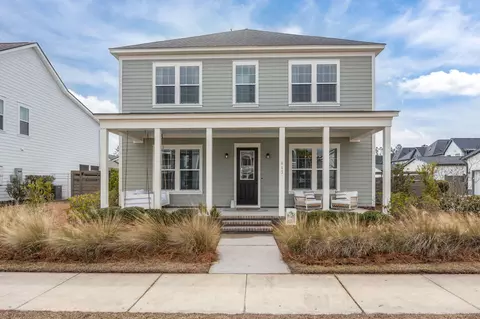 643 Blueway Ave, Summerville, SC 29486