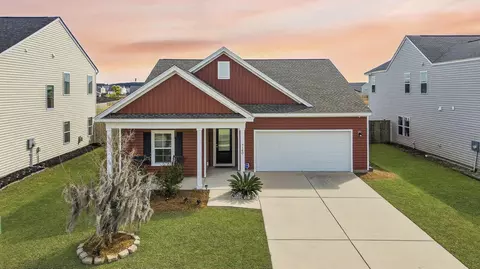 140 Lucca Dr, Summerville, SC 29486
