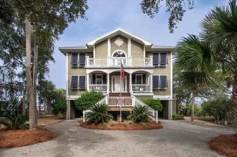 308 Jungle Shores Dr, Edisto Beach, SC 29438