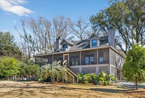 5713 Boone Haven Rd, Wadmalaw Island, SC 29487