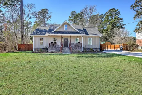 1691 Bennett Cir, Holly Hill, SC 29059