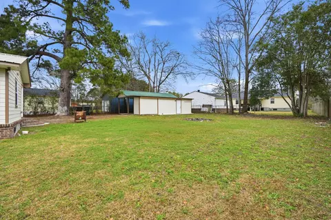 Exterior - 104 Ocarroll St, Moncks Corner, SC 29461 photo 4 of 5