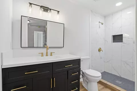 Bath - 104 Ocarroll St, Moncks Corner, SC 29461 photo 1 of 4