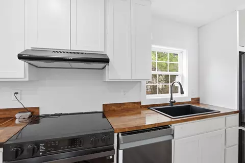 Kitchen - 104 Ocarroll St, Moncks Corner, SC 29461 photo 1 of 4